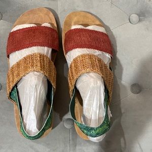 Muk Luks sandals